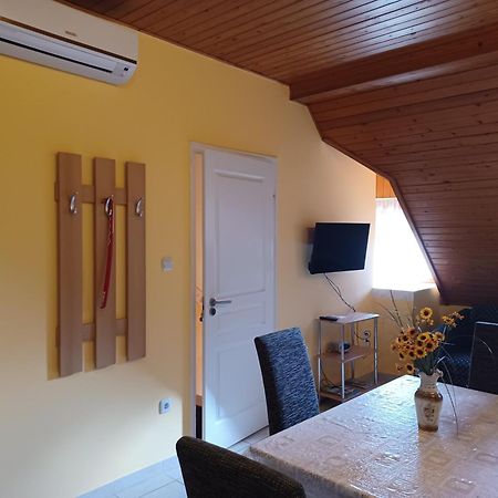 Andrea Apartmanhaz Balatongyörök Εξωτερικό φωτογραφία