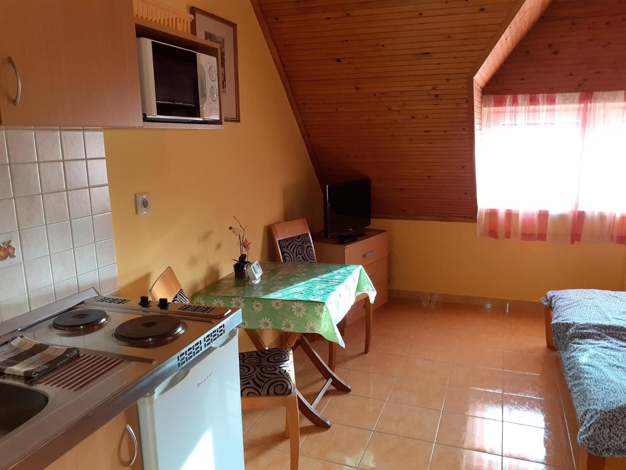 Andrea Apartmanhaz Balatongyörök Εξωτερικό φωτογραφία