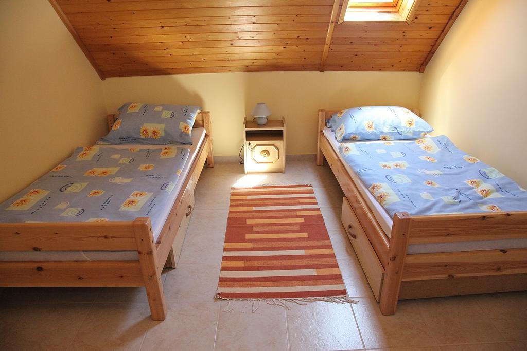 Andrea Apartmanhaz Balatongyörök Εξωτερικό φωτογραφία