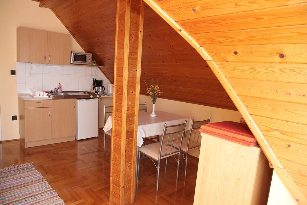 Andrea Apartmanhaz Balatongyörök Εξωτερικό φωτογραφία