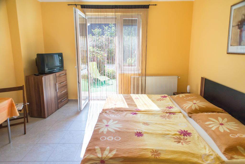 Andrea Apartmanhaz Balatongyörök Εξωτερικό φωτογραφία