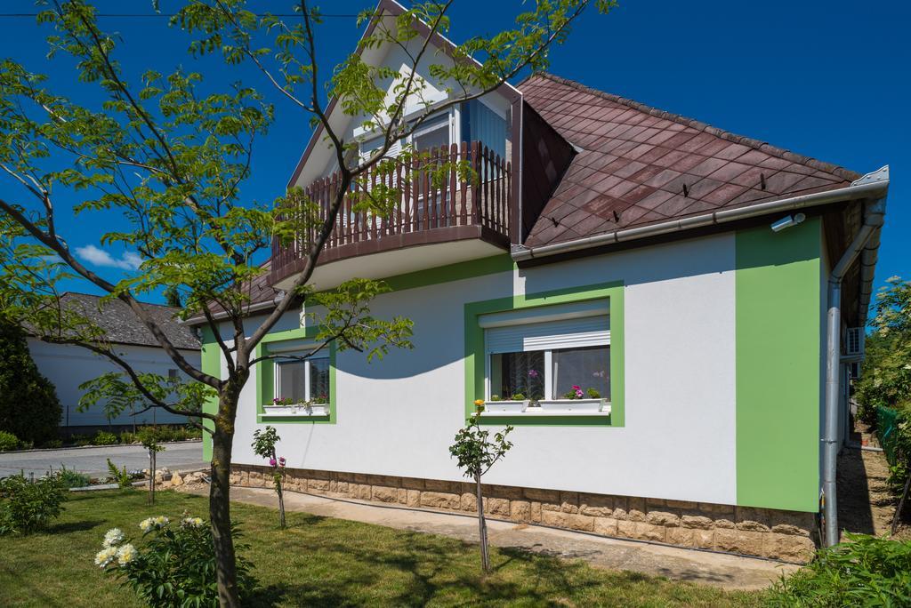 Andrea Apartmanhaz Balatongyörök Εξωτερικό φωτογραφία